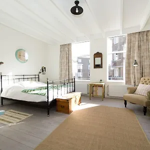 Alta Mar Apartment Den Haag